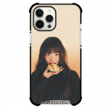 Le Sserafim Eunchae Phone Case For iPhone and Samsung Galaxy Devices - Eunchae Eating Orange Background