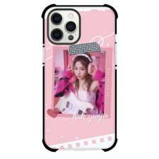 Le Sserafim Huh Yun-jin Phone Case For iPhone and Samsung Galaxy Devices - Huh Yun-jin Portrait Pink Background